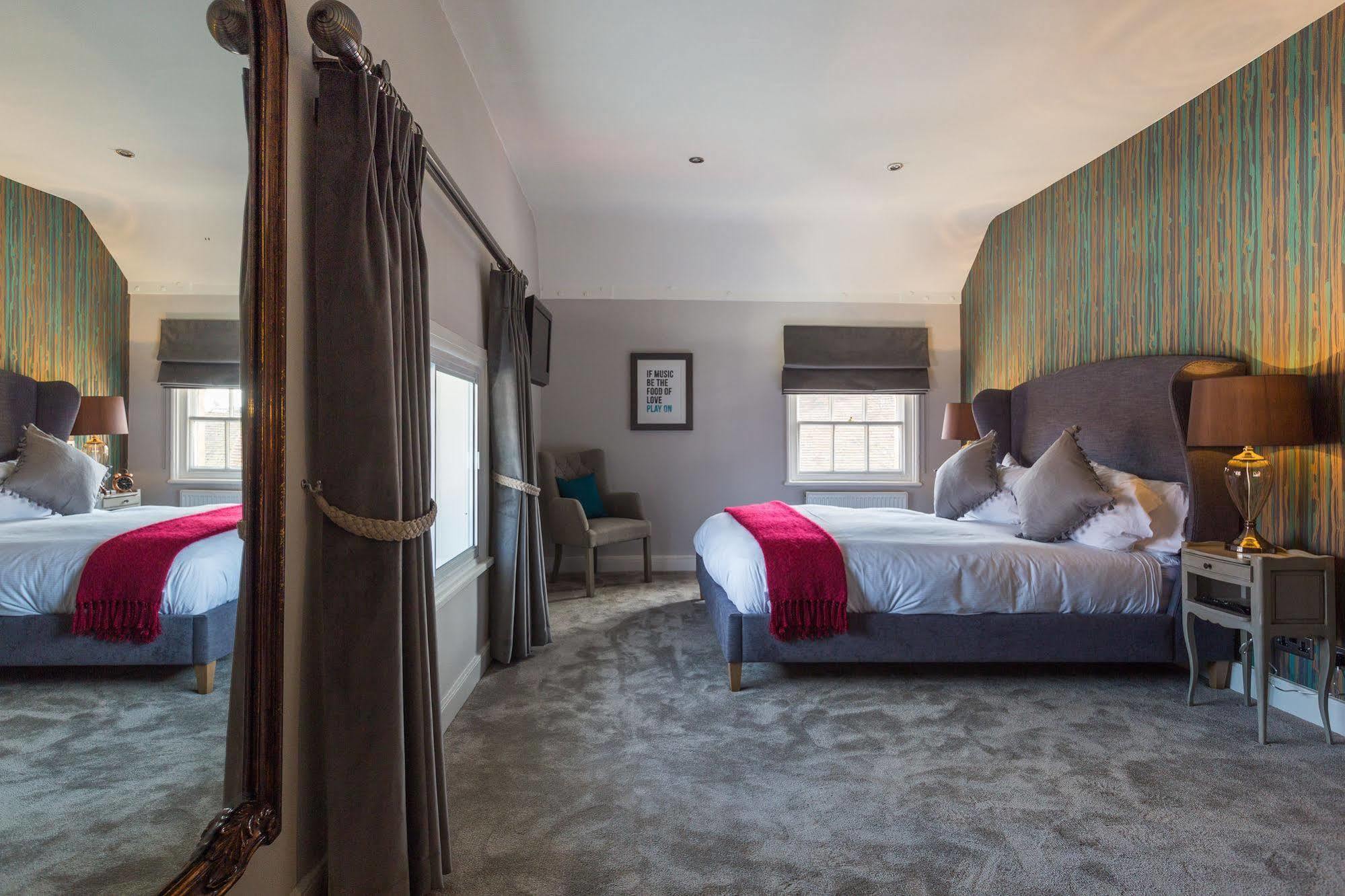 فندق The Townhouse ستارتفورد أبون آفون المظهر الخارجي الصورة